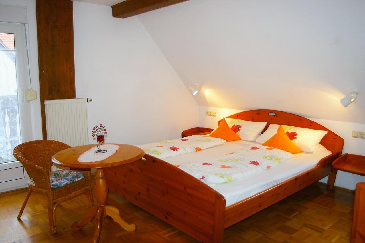 Gasthaus Zur Krone Windelsbach Luaran gambar